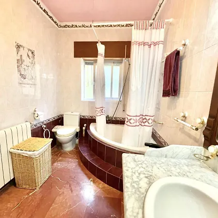 Del Arte Villa *